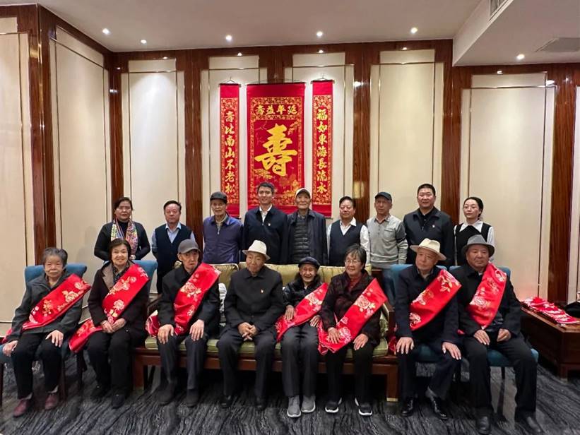 说明: 说明: 图片